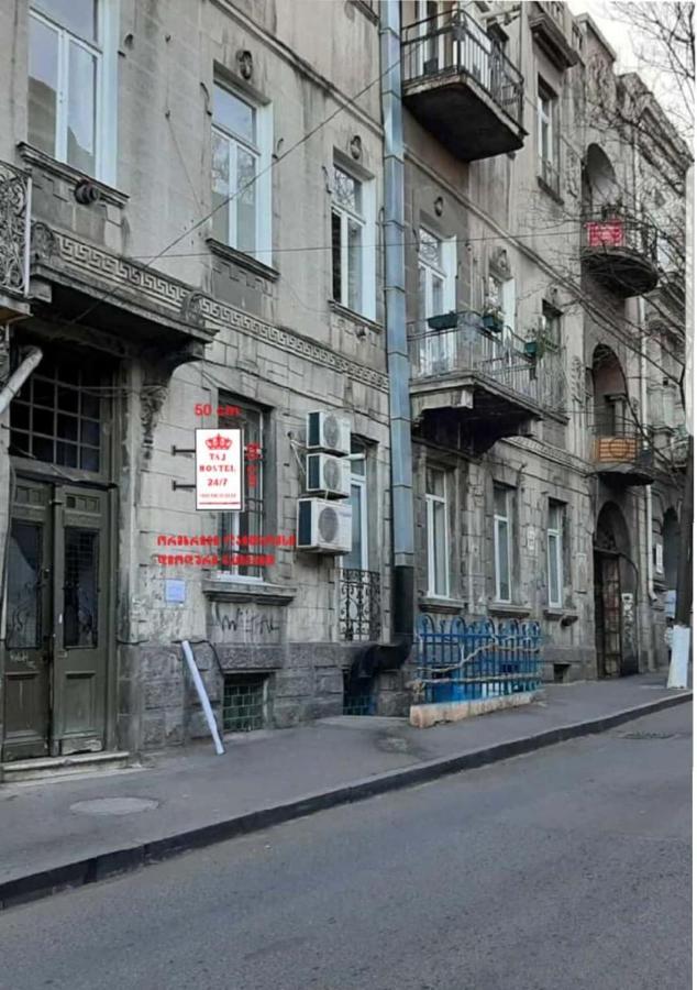 Taj Hostel Tbilisi Exteriör bild